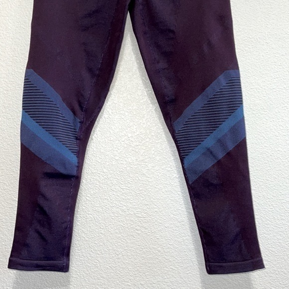 NWT LNDR Le Point Woman Blackberry Lunar Legging Workout Pants Size M-L - Picture 3 of 13